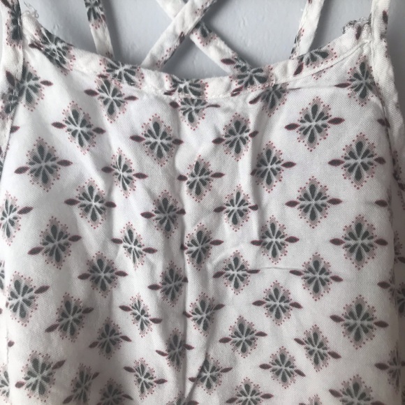 Hollister Patterned Flowy Cropped Top - Picture 3 of 6